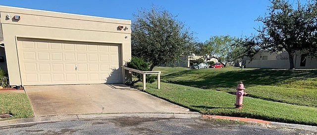 2nd image of 105 Sedona Ct
