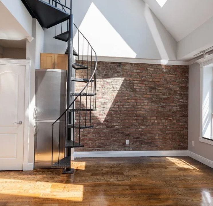 1st image of 350 W 21st St APT 8