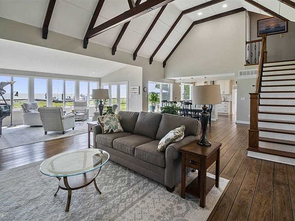 3rd image of 37660 Lakeshore Dr