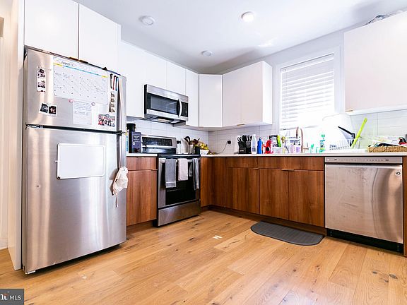 3rd image of 1416-22 Frankford Ave #201