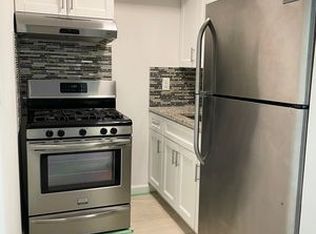 53-27 96th St #1R, Corona, NY 11368