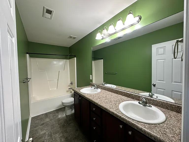 119 Landover Dr — Photo 21
