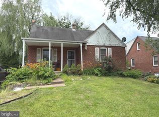 35 James Rd, Hatboro, PA 19040