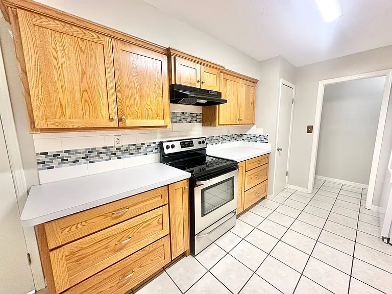 2829 Bailey Ln — Photo 9