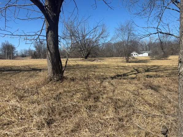 1542 Key Ct N, Varna, IL 61375