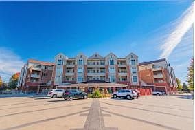 2nd image of 301 Harbour Town Dr APT 201