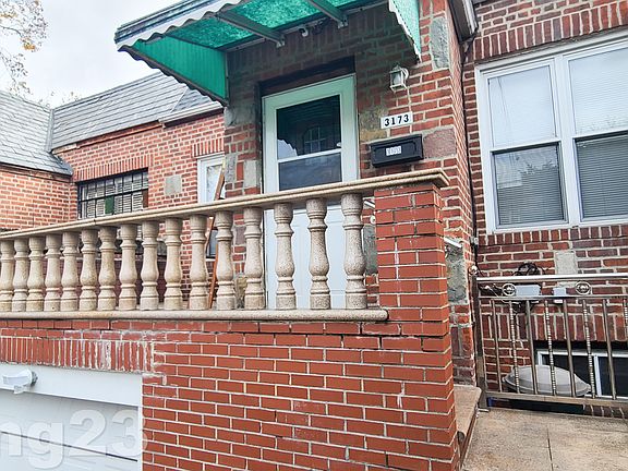 5th image of 31-76 46th St #2