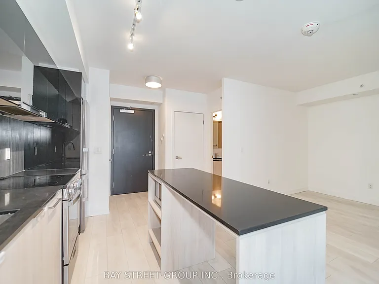 31 Tippett Rd #236 — Photo 12
