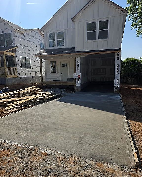 2nd image of 101 Odessa St