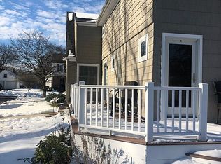 74 Canna St, Warwick, RI 02888