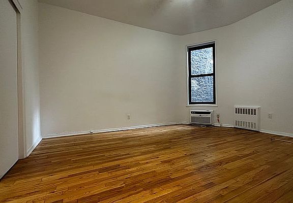 5th image of 321 E 66th St APT 4E