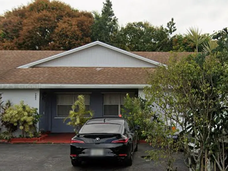 NW 74th Ave — Photo 1