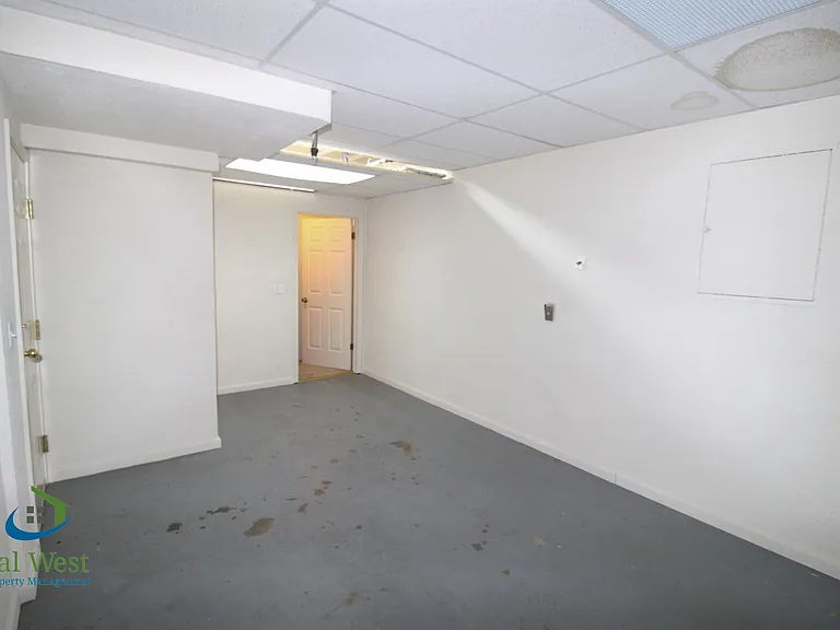 3158 Regency Ave — Photo 18