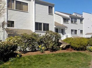 183 Rowayton Woods Dr UNIT 183, Norwalk, CT 06854