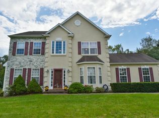 218 Belgian Dr, Spring City, PA 19475