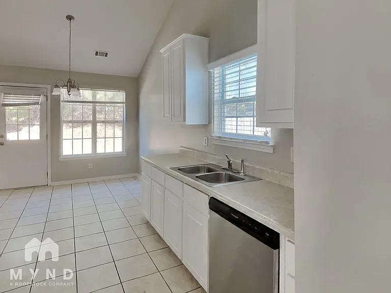 6491 Gina Agha Cir — Photo 5