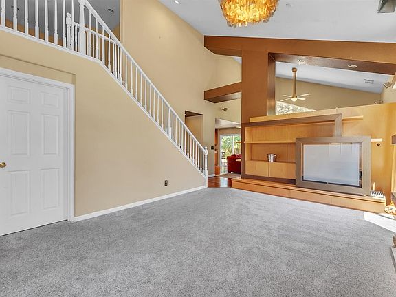 5th image of 19 Shorebird Court