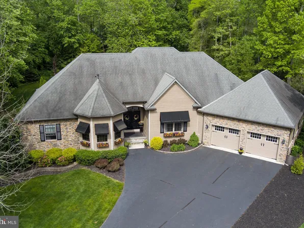 1572 Bear Branch Ct, Vineland, NJ 08361