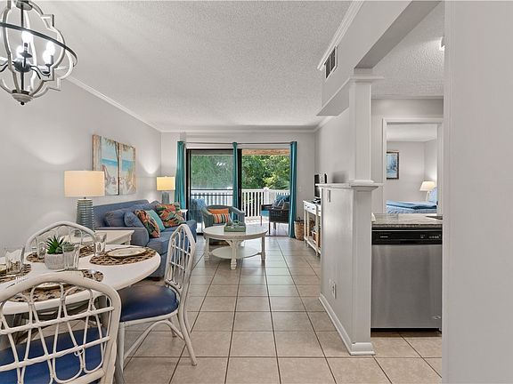 4th image of 1524 Wood Ave APT 114