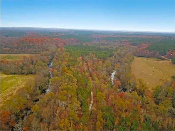 702 Liner Rd, Tallapoosa, GA 30176