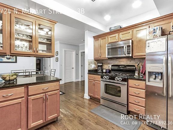 5th image of 5724 N Mozart St #3B