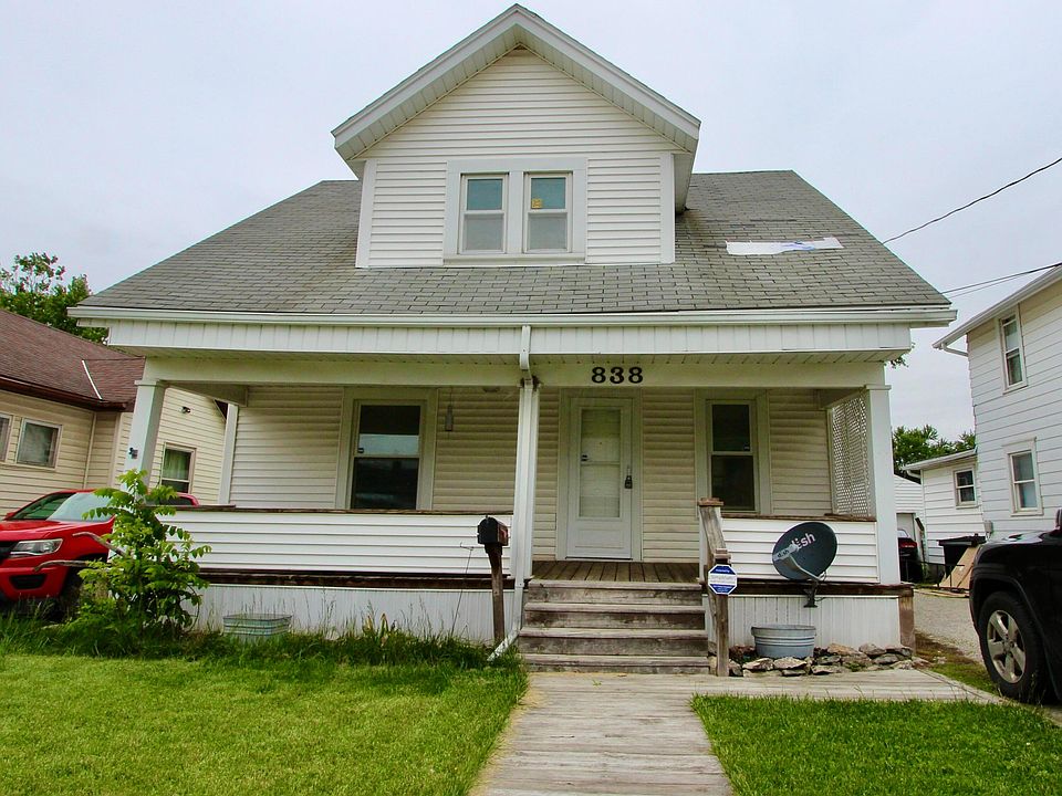 1st image of 838 Oak Grove Ave