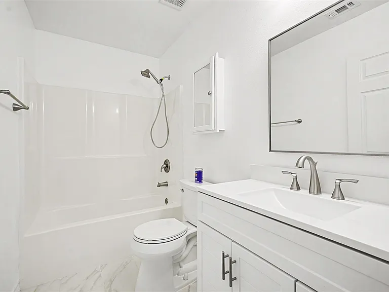 326 S Bell Dr — Photo 14