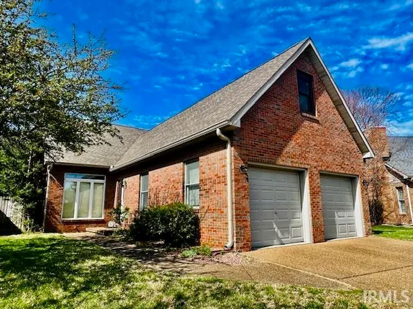 6404 Antoinette Dr, Evansville, IN 47715