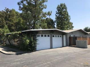 917 Panorama Dr, Bakersfield, CA 93305