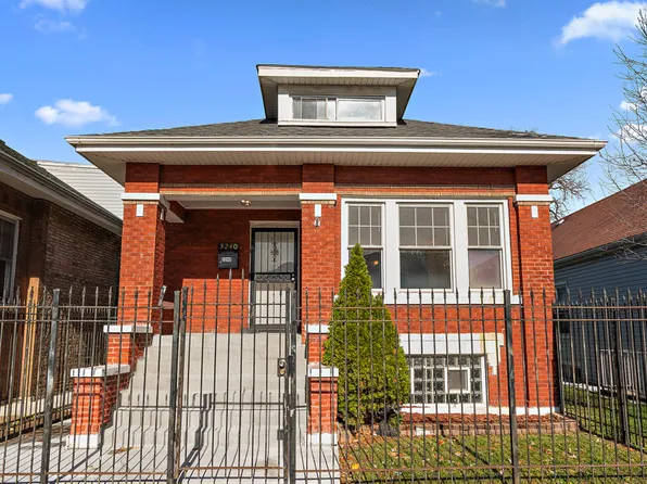 3240 W 65th St, Chicago, IL 60629
