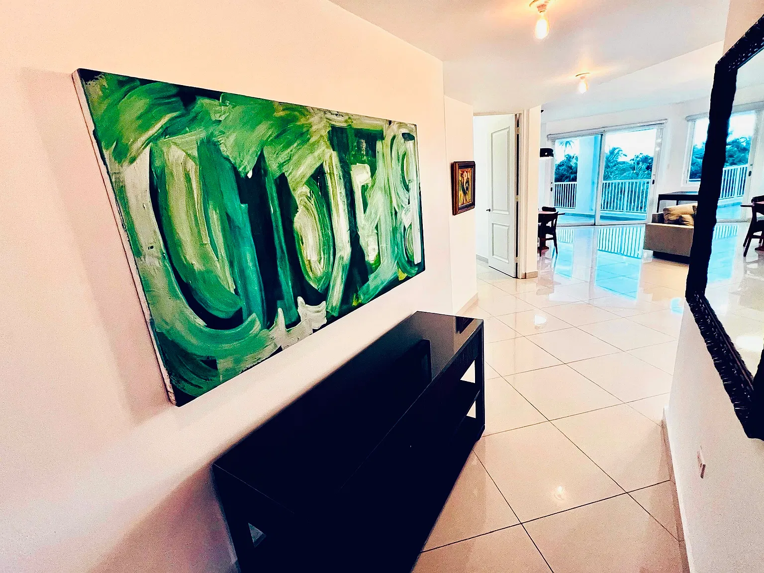 3 bed, 2360 sqft, $3,700 — Photo 4