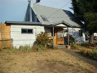 1st image of 201 Fir Ave N