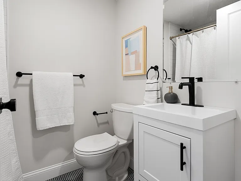 19 George St #2 — Photo 17
