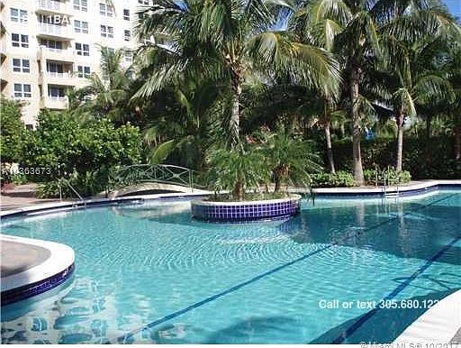 5th image of 19501 W Country Club Dr APT 802