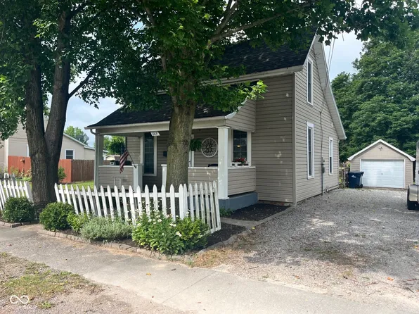 663 N 5th St, Middletown, IN 47356