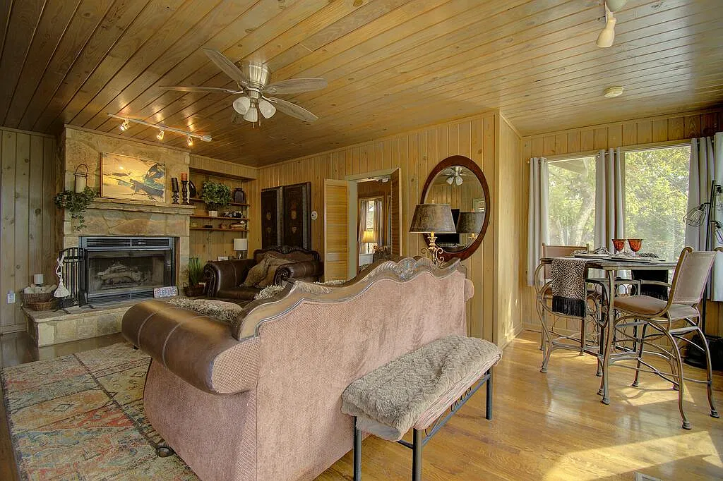 2 bed, 1.0 bath, 1000 sqft, $1,850 — Photo 3