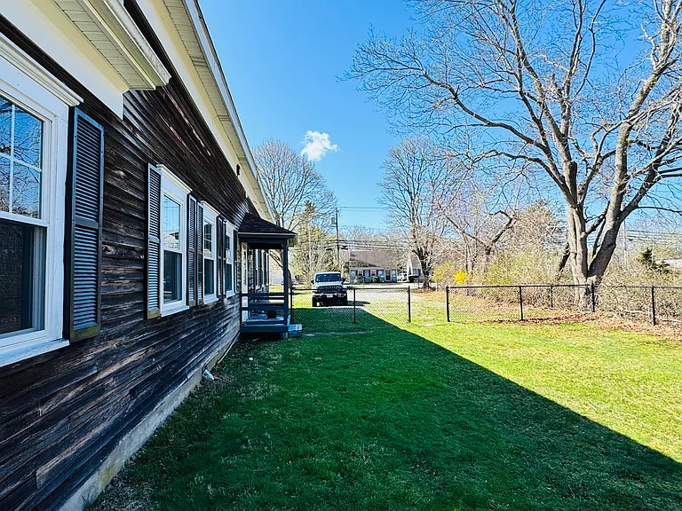 470 E Falmouth Hwy #A — Photo 2