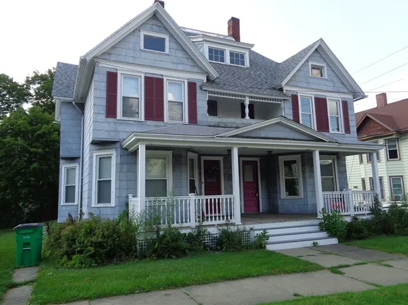 213-215 Walnut St, Corning, NY 14830