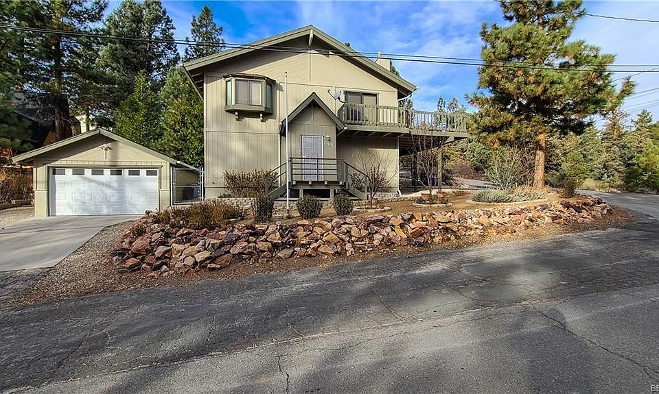 1st image of 330 Pioneer Ln