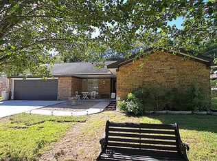 5404 Tanglebriar Dr, Dickinson, TX 77539