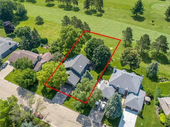 24 Greenhaven Bay, Faribault, MN 55021