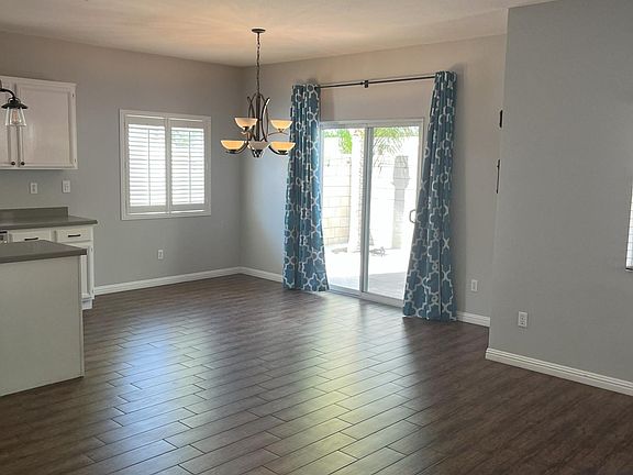 5th image of 39810 Monarch Dr