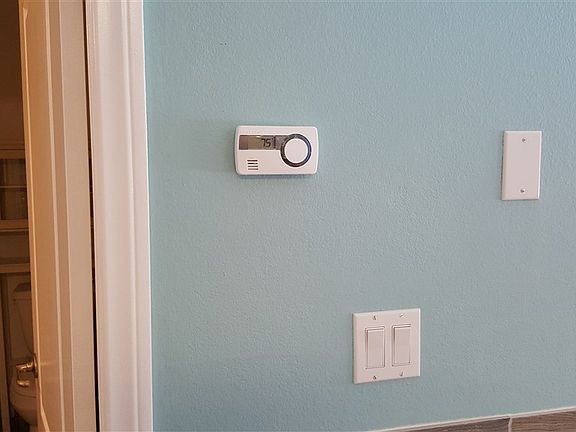 5th image of 860 Turquoise St Unit 128