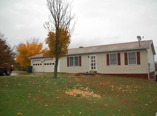65 Blue Pond Rd, Newville, PA 17241