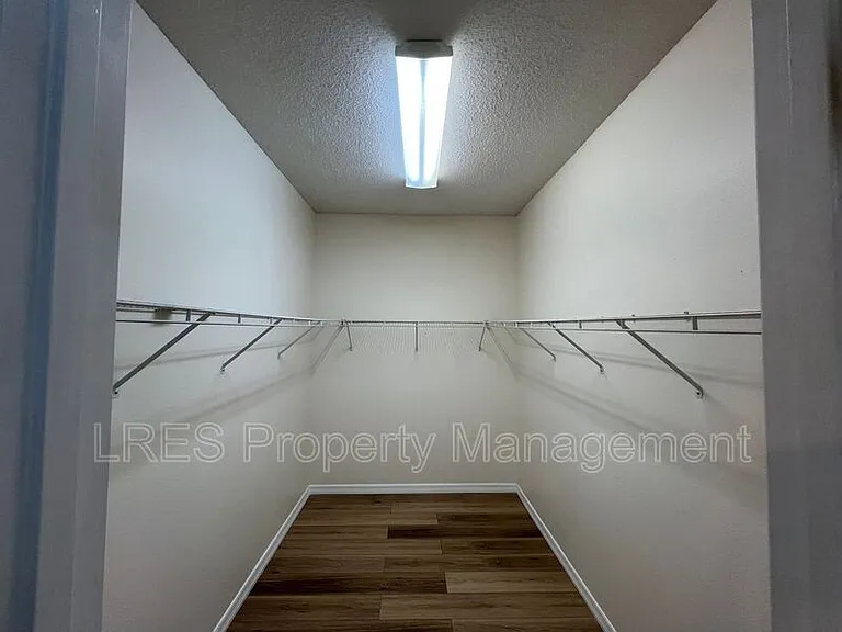 1605 Slash Pine Pl — Photo 4