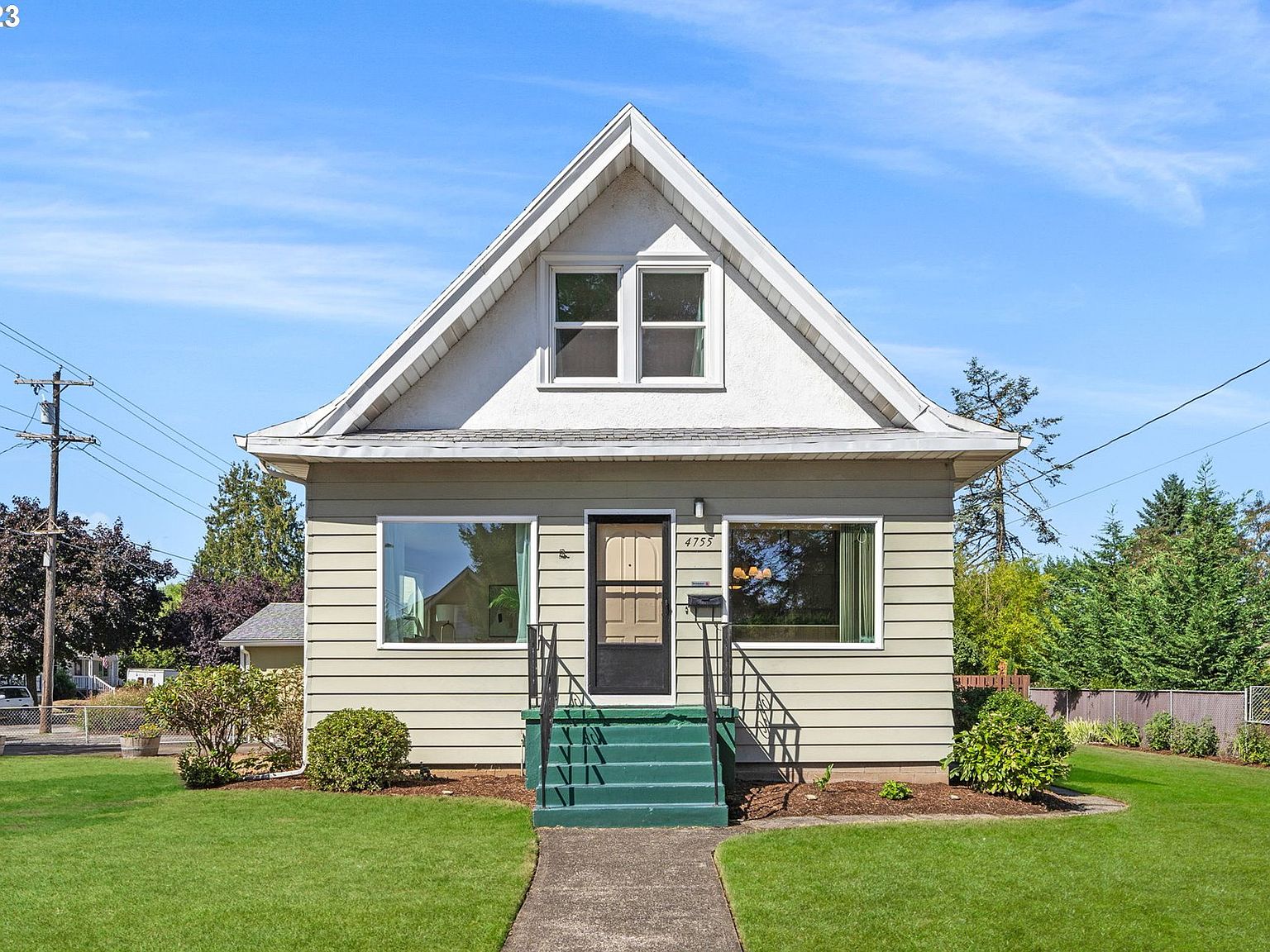 4755 SE 58th Ave, Portland, OR 97206 | Zillow