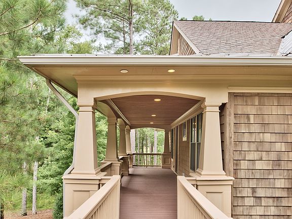 2nd image of 1091 Regency Dr