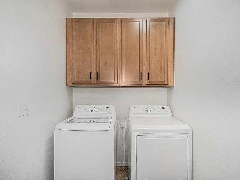Bloom Rental Living — Photo 16