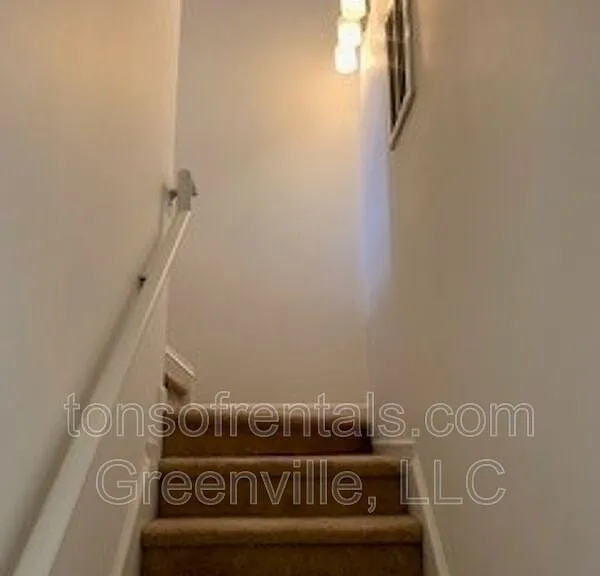 205 Silver Hawk Dr — Photo 7