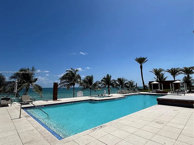 18911 Collins Ave #2607 — Photo 31
